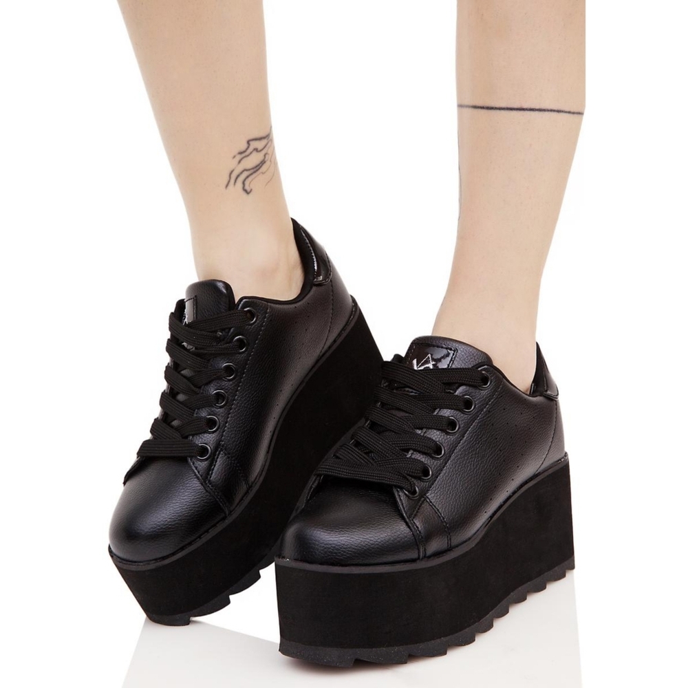 Y.R.U. Black Lala Platform Sneakers in Black Women's Size 8